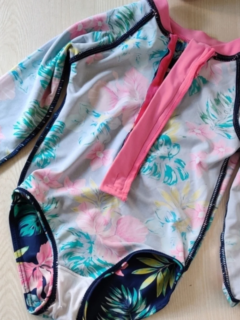 Little Girl One Piece Long Sleeve Bikini Bottom Floral Rash Guard Size 3💰